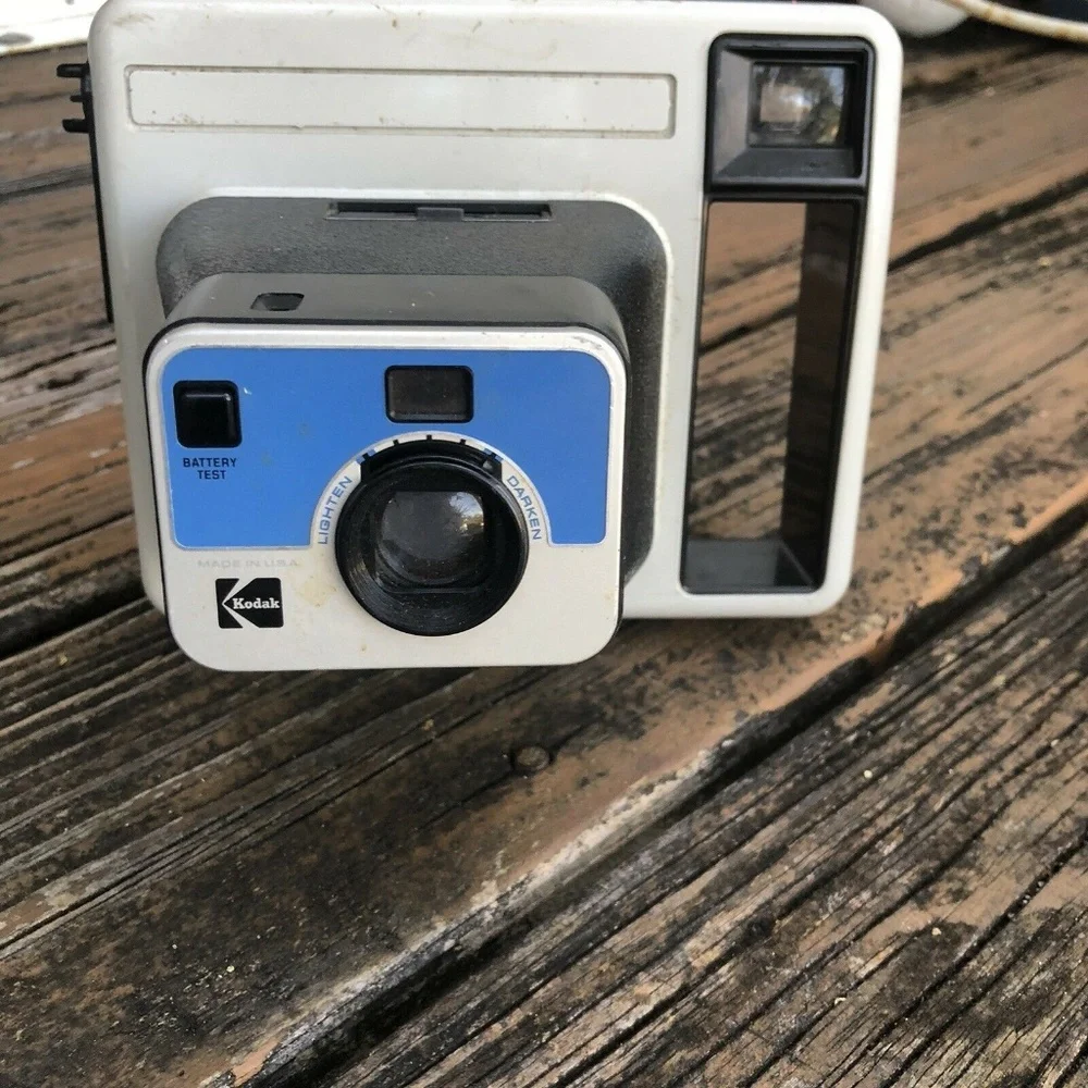 Kodak Eastman Kodamatic Instant Camera Blue Black Beige Tan Vintage 80s